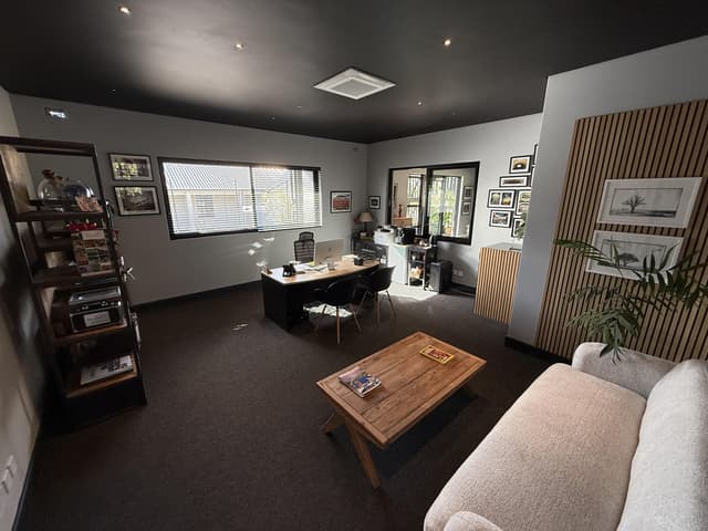 Sales Offices thumbnail 5
